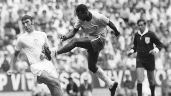 "O Rei" è l'unico giocatore della storia ad aver vinto tre Mondiali.