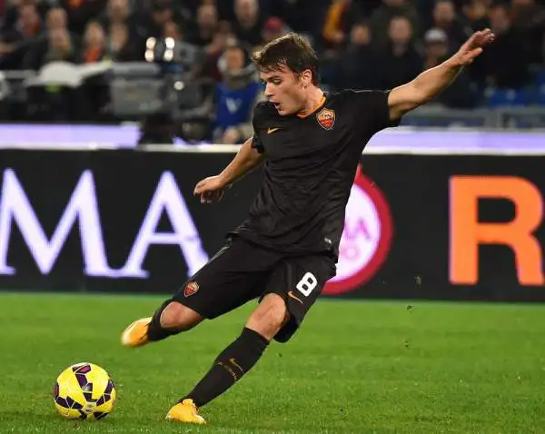 La Roma risponde alla goleada della Juventus al Parma con un secco 3-0 al Torino