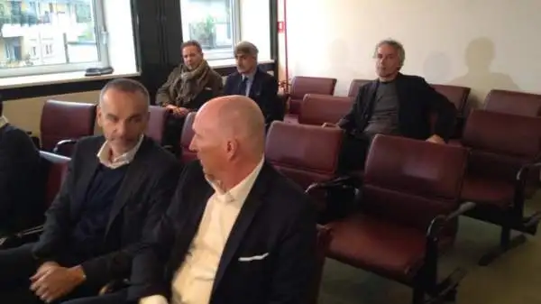 I tecnici della serie A riuniti negli uffici della Lega calcio a Milano per ascoltare le parole del commissario tecnico della Nazionale italiana Antonio Conte.