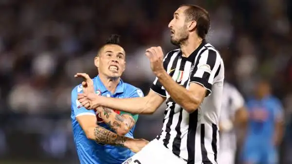 Chiellini 5. Gioca una partita solida, poi si perde. E' lui a lasciare libero Higuain in occasione dell'1-1, poi sbaglia anche uno dei rigori.