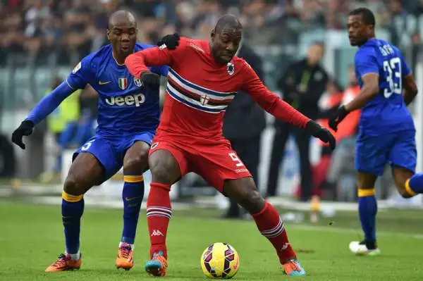 Gabbiadini ferma la Juve a Torino. Dopo 25 vittorie i bianconeri interrompono la propria striscia allo Stadium: la Sampdoria pareggia nella ripresa la rete di Evra.