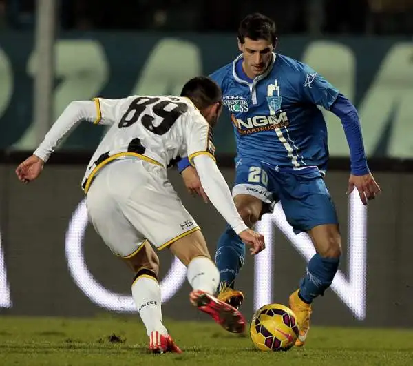 L'Udinese espugna il Castellani con un gol del solito Di Natale e un tiro-cross di Widmer. Di Saponara il provvisorio gol del pari peri toscani.