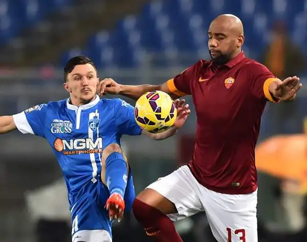 La Roma è sparita, 1-1 con l'Empoli. I giallorossi regalano un altro primo tempo: a Maccarone replica Maicon, altra frenata.