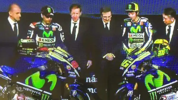 Presentata a Madrid la Yamaha che guideranno Valentino Rossi e Jorge Lorenzo nel 2015.