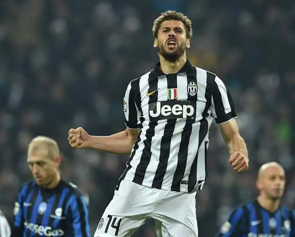 La Juventus soffre ma piega l'Atalanta, passata in vantaggio con un gol di Migliaccio, grazie alle reti di Llorente e Pirlo.