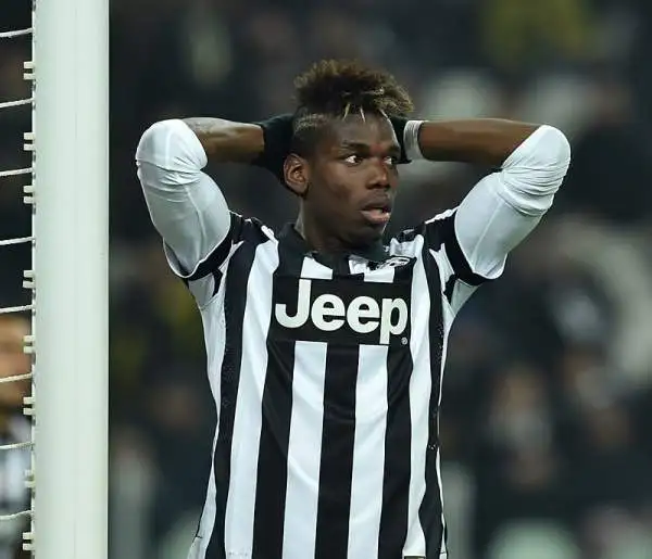 La Juventus soffre ma piega l'Atalanta, passata in vantaggio con un gol di Migliaccio, grazie alle reti di Llorente e Pirlo.