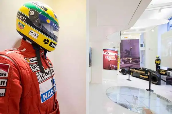 Inaugurata a Torino la mostra sull’indimenticato campione di Formula Uno. Presente anche l'ex capitano della Juventus.