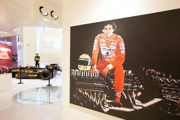 Inaugurata a Torino la mostra sull’indimenticato campione di Formula Uno. Presente anche l'ex capitano della Juventus.
