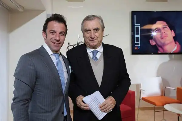 Inaugurata a Torino la mostra sull’indimenticato campione di Formula Uno. Presente anche l'ex capitano della Juventus.