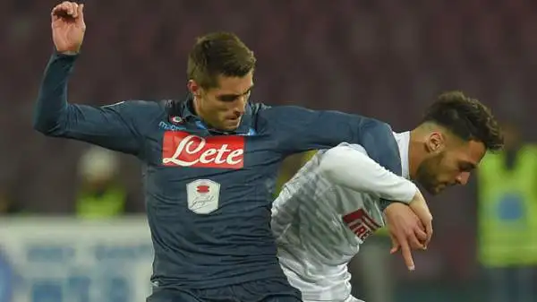 Napoli-Inter 2-2. David Lopez 5,5. E' uno dei segreti del Napoli che sogna il secondo posto, ma anche lui ha bisogno di riposare ogni tanto. E contro l'Inter a un certo punto resta senza ossigeno.