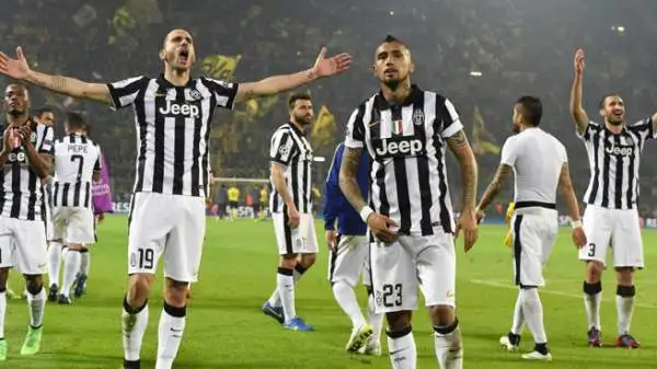 Ottavi di finale, ritorno: Borussia Dortmund-Juventus 0-3. 3' Tevez, 70' Morata, 79' Tevez.