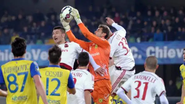 Chievo-Milan 0-0. Alex 6. Nessuna sbavatura al centro della difesa.