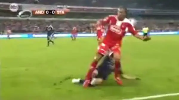 30 agosto 2009. Un tackle a gamba tesa di Axel Witsel su Marcin Wasilewski procurò al difensore polacco la frattura esposta di tibia e perone, lo stesso incidente di Mattiello.