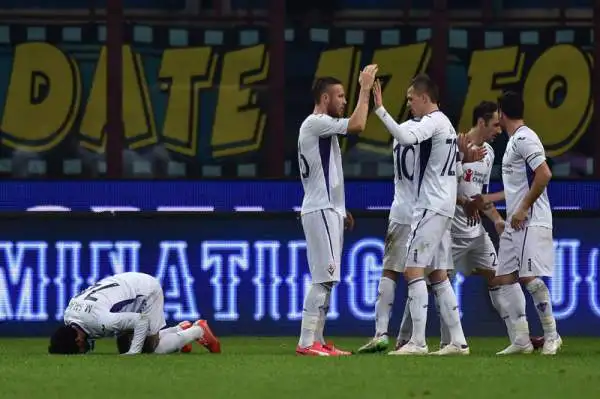 Salah fa cadere l'Inter a San Siro. Viola vittoriosi a San Siro con la rete di Salah. La corsa verso l'Europa della squadra di Mancini si complica ulteriormente.