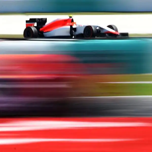 Finalmente in pista la nuova Manor, l'ultima scuderia iscrittasi al mondale 2015 nata sulle ceneri della Marussia. Will Stevens e Roberto Merhi i due piloti scelti dal team inglese.