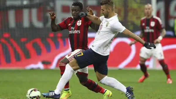 Milan-Verona 2-2. Tachtsidis 6,5. Molle prima e sfortunato poi sul gol del vantaggio milanista, ma in mezzo al campo detta i tempi e regala giocate di grande qualità.