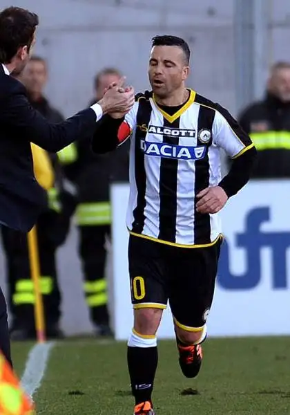 Il Toro va in vantaggio con Quagliarella ma subisce la rimonta friulana con i gol di Di Natale, l'autogol di Molinaro e il gol di Wague. Nel finale il gol di Benassi che accorcia le distanze.
