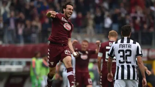 Torino-Juventus 2-1. Moretti 6,5. Si impegna allo spasimo là dietro e mostra i muscoli e il cuore granata nel finale, quando resta in campo nonostante le noie fisiche. Indomito.