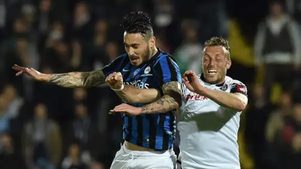 Cesena-Atalanta 2-2. Perico 4. La sua fascia di competenza è quasi un'autostrada, passano tutti a gran velocità. Si divora un'occasione colossale nella ripresa.