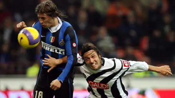 Nell'estate del 2006 passa all'Udinese dove si consacra come uno dei migliori laterali italiani e raggiunge anche la Nazionale (10 presenze).