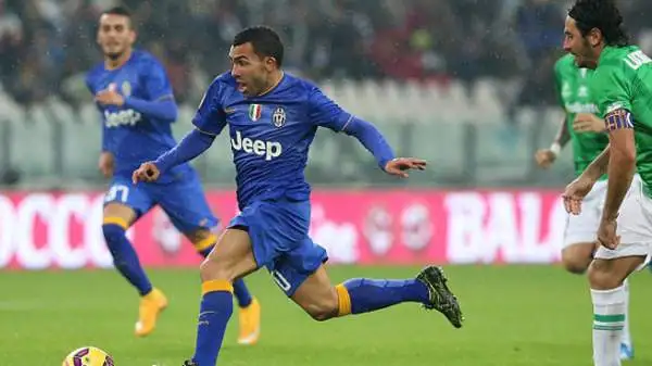 9 novembre 2014 - Contro il Parma Tevez realizza quella che in molti considerano la rete più bella dell’intero campionato 2014-15.