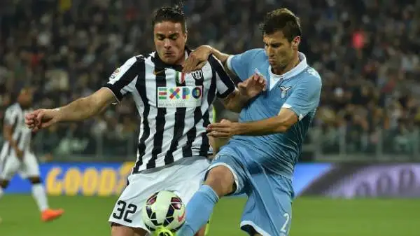 Juventus-Lazio 2-0. Matri 5. Perde tutti i contrasti aerei, non incide, si vede che è in affanno. Cosa positiva: qualche buon movimento.