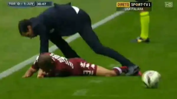 Allegri a terra.