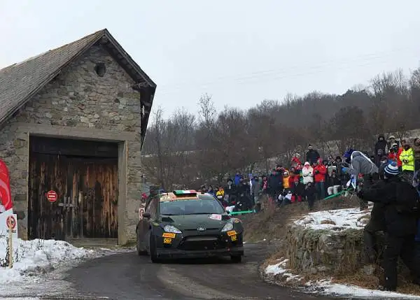 Sebastien Ogier inizia alla grande il mondiale trionfando a Montecarlo, solo Volkswagen sul podio con Latvala secondo davanti a Mikkelsen, a Meeke la Power Stage.
