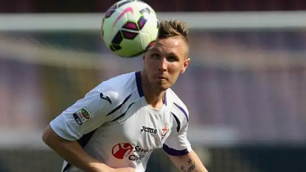Palermo-Fiorentina 2-3. Kurtic 5. Non riesce mai a incidere, si fa espellere stupidamente nel finale.