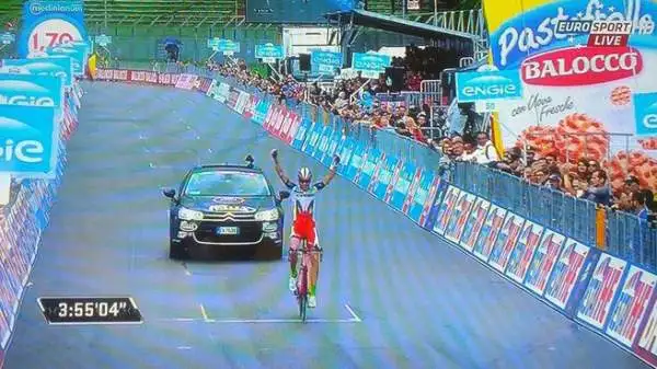 Per lui, vincitore del Giro dell'Azerbaigian 2014 e del Giro di Romandia 2015, è il primo successo in carriera nella Corsa Rosa.