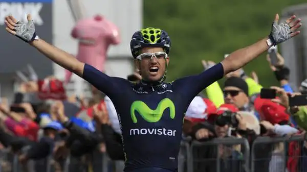 Il basco della Movistar si era inserito nella fuga poco dopo la partenza e ha tagliato da solo il traguardo in salita di Campitello Matese.