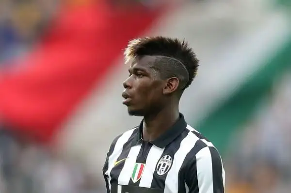 Juve, che festa: schiantato il Napoli.I bianconeri non si fermano, 3-1 agli azzurri con le reti delle riserve Pereyra, Sturaro e Pepe.