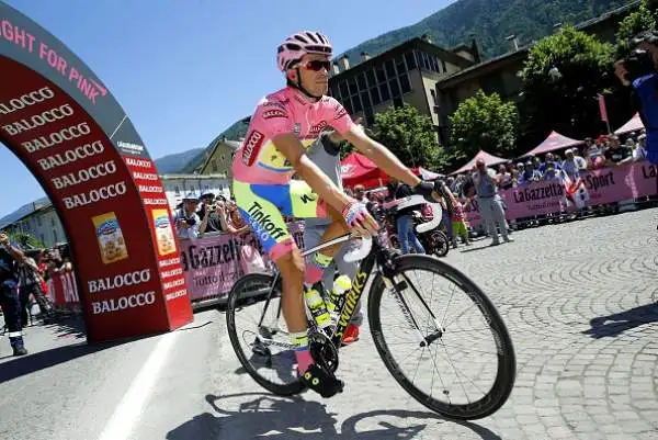 Nessuno sconvolgimento nella classifica generale, sempre saldamente guidata da Alberto Contador.