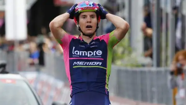 Il giovane polacco ha preceduto sul traguardo Chavanel e proprio Fabio Aru.