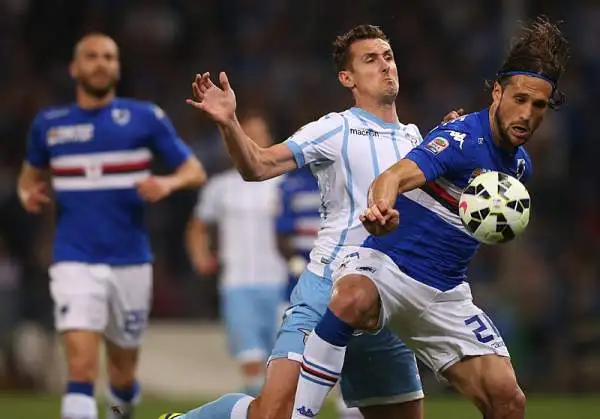 Vittoria pesantissima nella corsa al secondo posto per la Lazio, che grazie ad un gol di Gentiletti si impone 1-0 in casa della Sampdoria.