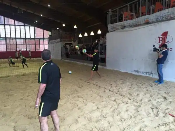 Al Nutrilite Sand Volley Challenge, torneo organizzato insieme a Fondazione Milan, hanno presto parte grandi rossoneri del passato come Paolo Maldini, Massimo Ambrosini, Cristian Brocchi e Serginho.