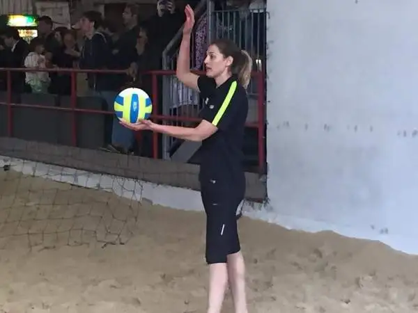 Al Nutrilite Sand Volley Challenge, torneo organizzato insieme a Fondazione Milan, hanno presto parte grandi rossoneri del passato come Paolo Maldini, Massimo Ambrosini, Cristian Brocchi e Serginho.
