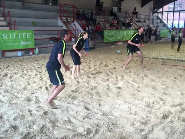 Al Nutrilite Sand Volley Challenge, torneo organizzato insieme a Fondazione Milan, hanno presto parte grandi rossoneri del passato come Paolo Maldini, Massimo Ambrosini, Cristian Brocchi e Serginho.