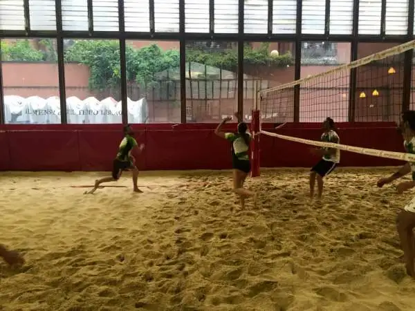 Al Nutrilite Sand Volley Challenge, torneo organizzato insieme a Fondazione Milan, hanno presto parte grandi rossoneri del passato come Paolo Maldini, Massimo Ambrosini, Cristian Brocchi e Serginho.