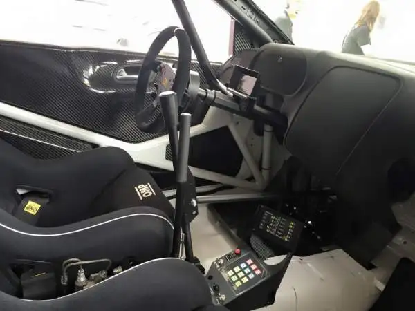 Il campione del mondo rally è stato l'ospite d'onore all'evento organizzato da Volkswagen, dando anche spettacolo a bordo della sua Polo R WRC.