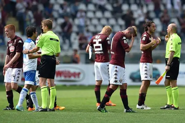 Un'incredibile autorete di Padelli ad inizio match regala la vittoria all'Empoli che espunga l'Olimpico di Torino ottenendo la salvezza matematica. Si fa dura per i granata la strada verso l'Europa.