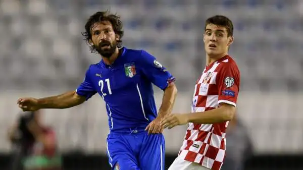 Kovacic 5. Quasi un fantasma in campo, tocca pochissimi palloni e non è mai incisivo.