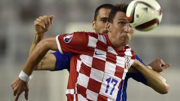 Mandzukic 6,5. Si fa parare il rigore da Buffon ma si riscatta poco dopo, firmando la prima rete nelle qualificazioni europee.
