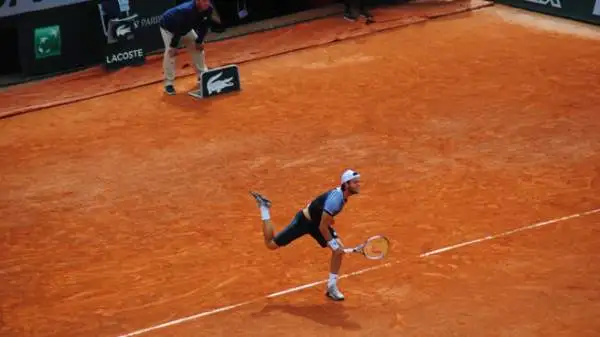 Grande spettacolo a Parigi per il secondo torneo dello Slam della stagione.