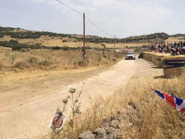 Grande spettacolo ad Alghero e dintorni, con Ogier, Kubica e tutti gli altri protagonisti della tappa italiana del Mondiale Rally.