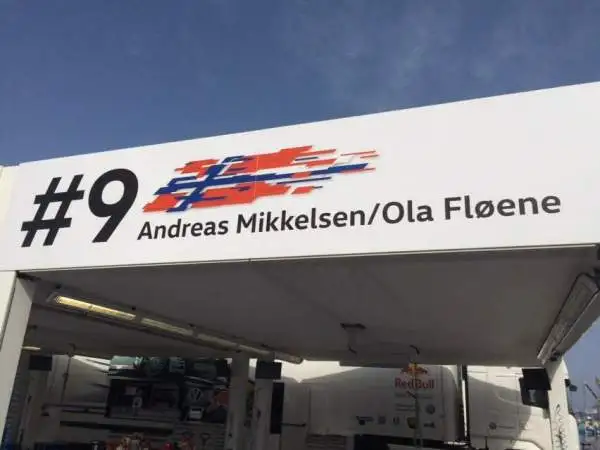 Le immagini di quello che succede dietro alle quinte della tappa italiana del Mondiale Rally.