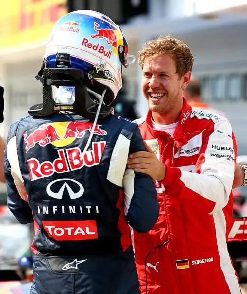 Nelle prove ufficiali del GP d'Ungheria Hamilton ha precede il compagno Rosberg. Terzo Sebastian Vettel, quinto l'altro ferrarista Raikkonen, tra la Red Bull di Ricciardo e la Williams di Bottas.