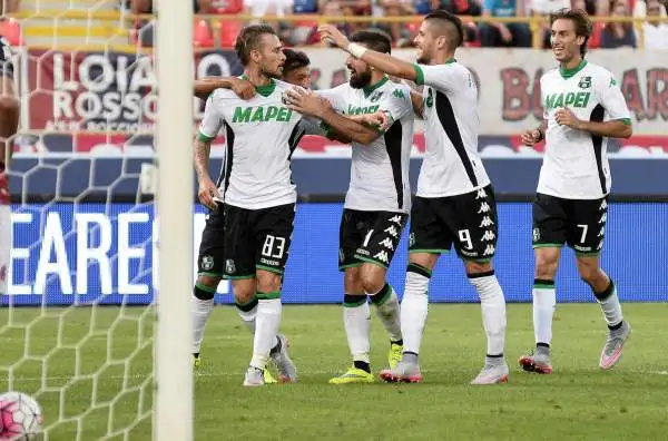 Bologna-Sassuolo 0-1. Floro Flores 7. Entra quasi sempre a gara in corso, ma non delude quasi mai. Se il derby e il primato in classifica sono neroverdi è in gran parte merito suo.