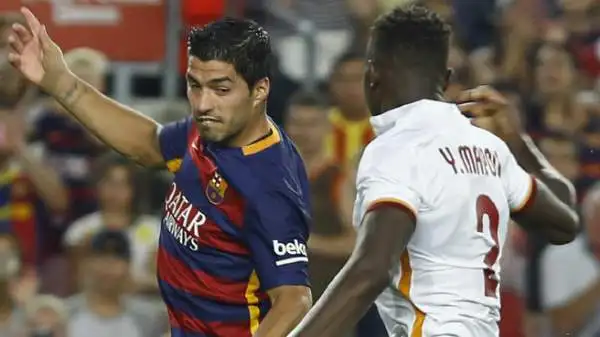 Il Trofeo Gamper va ai blaugrana: Neymar, Messi (protagonista di un battibecco con Yanga-Mbiwa) e Rakitic i marcatori.