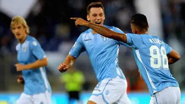 Lazio-Bologna 2-1. Kishna 7. Esordio fulminante per l'ex esterno dell'Ajax, che segna al debutto in serie A dimostrando carattere e capacità superiori alla media.